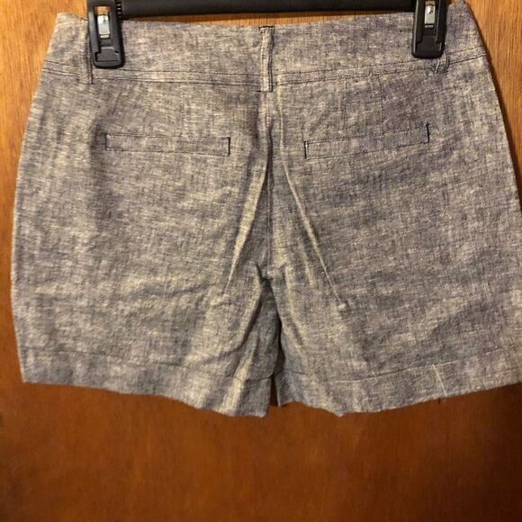 APT 9 shorts - Picture 2 of 4